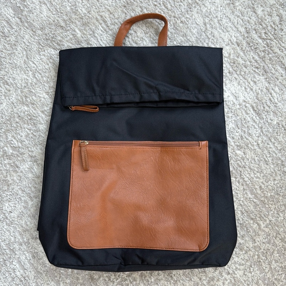 *NEW* Black and Chestnut Backpack Bag - DSW